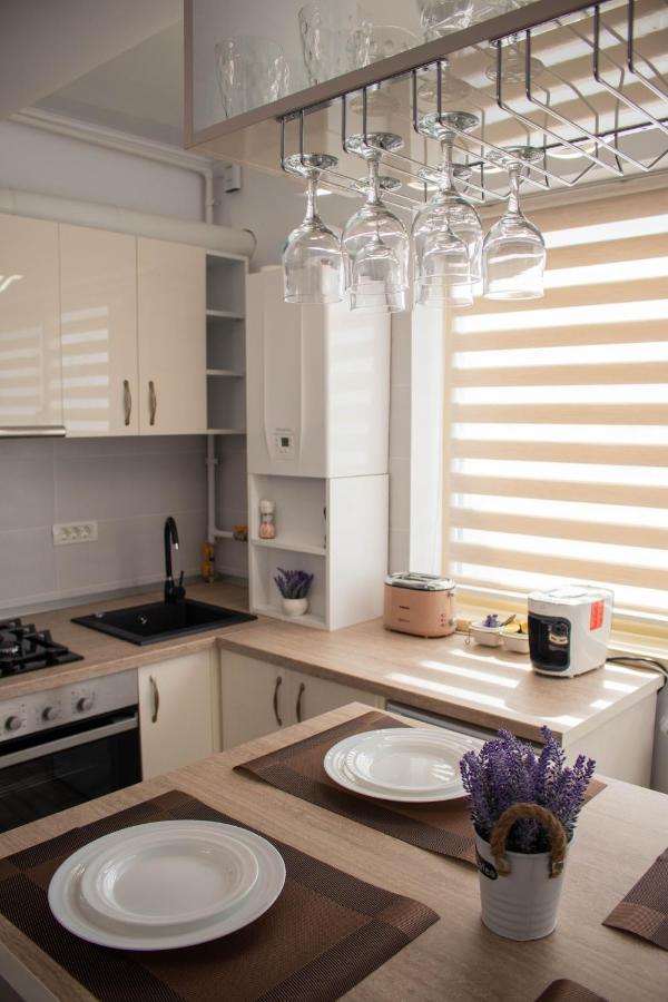 Yzza Apartament Năvodari Extérieur photo