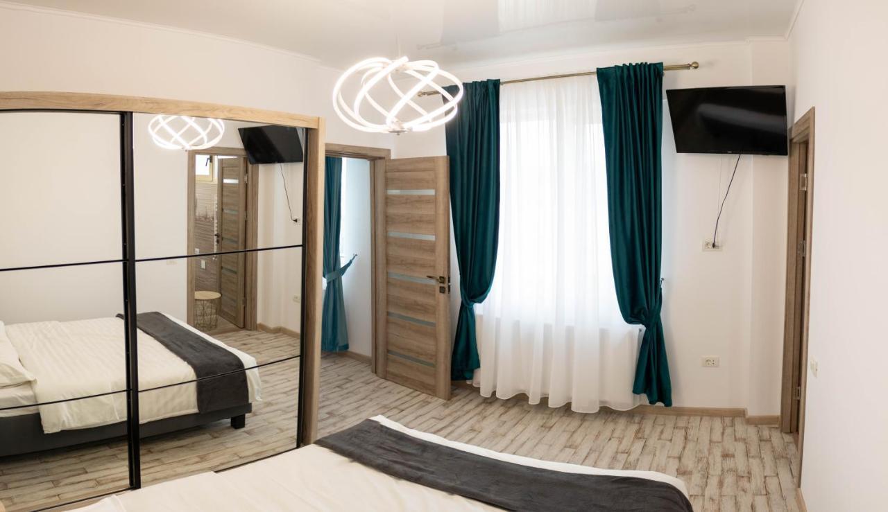 Yzza Apartament Năvodari Extérieur photo