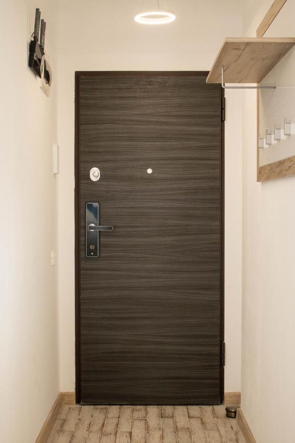 Yzza Apartament Năvodari Extérieur photo