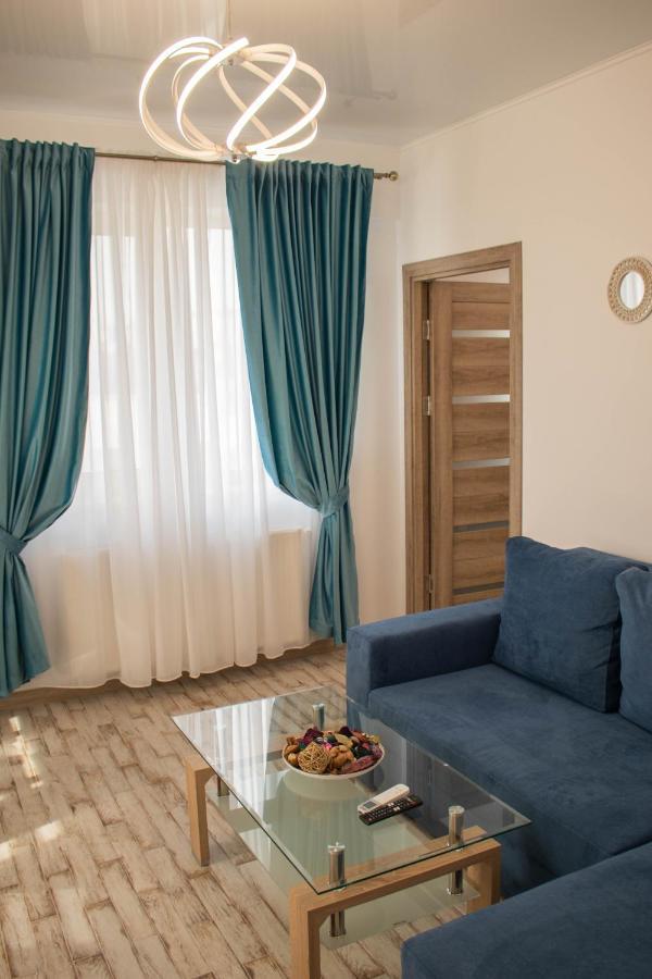 Yzza Apartament Năvodari Extérieur photo